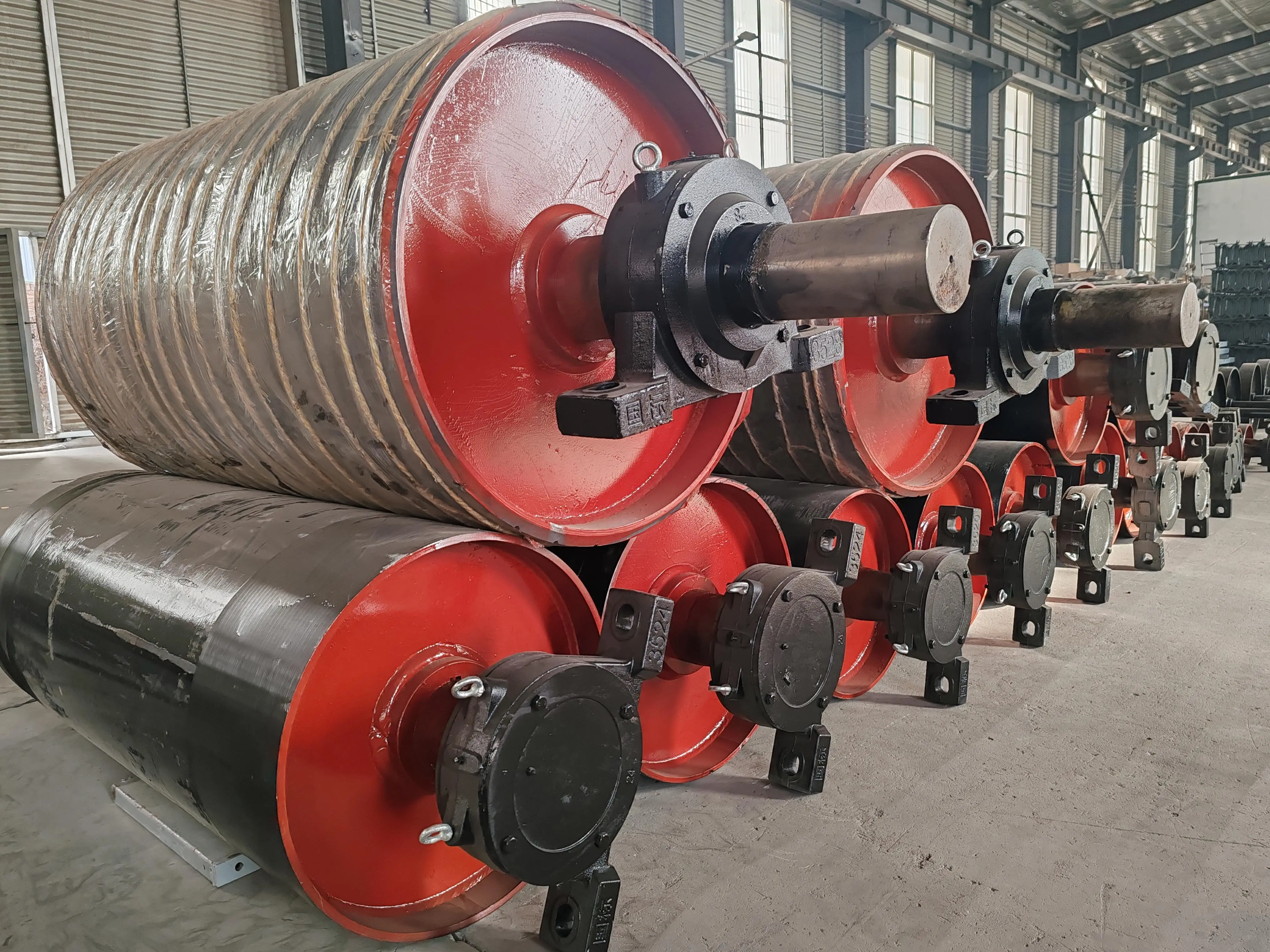 衡水華瑞機(jī)械制造有限公司：電動(dòng)滾筒/滾筒/內(nèi)置電動(dòng)滾筒/改向滾筒/傳動(dòng)滾筒專業(yè)制造先驅(qū)者